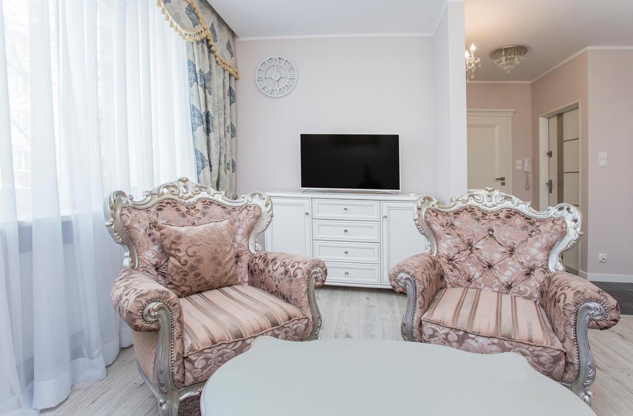 Wm Centrum Glamour Z Parkingiem Bialystok Luaran gambar