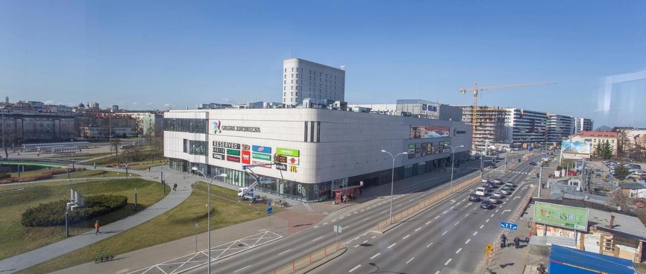 Wm Centrum Glamour Z Parkingiem Bialystok Luaran gambar