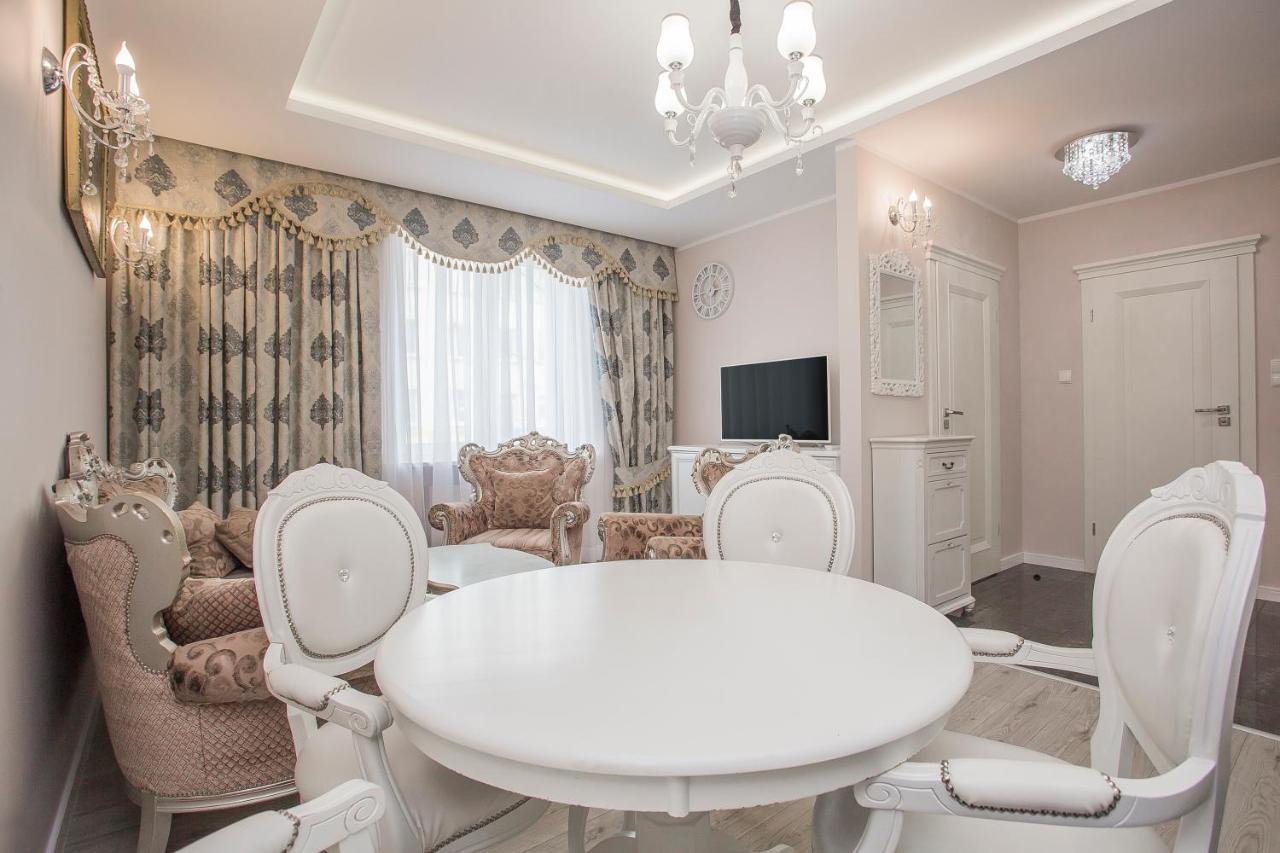 Wm Centrum Glamour Z Parkingiem Bialystok Luaran gambar