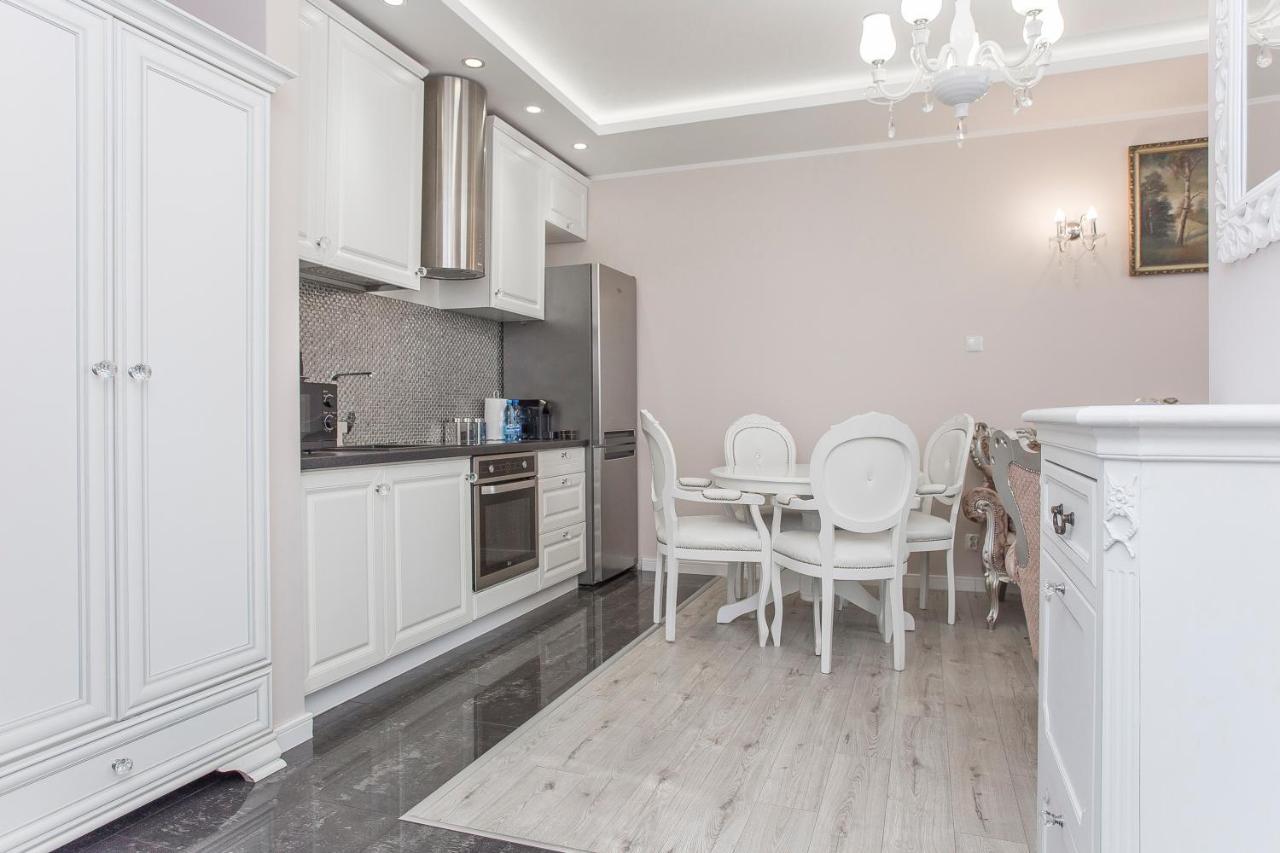 Wm Centrum Glamour Z Parkingiem Bialystok Luaran gambar