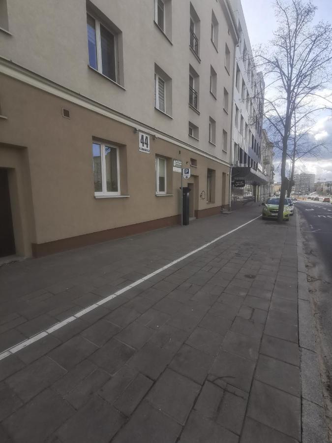 Wm Centrum Glamour Z Parkingiem Bialystok Luaran gambar